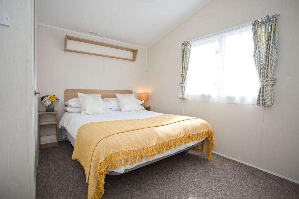 Luxury Holiday Retreat Set Within Oakdene Forest - Park Activities Pass Included Free! Saint Leonards Exterior photo